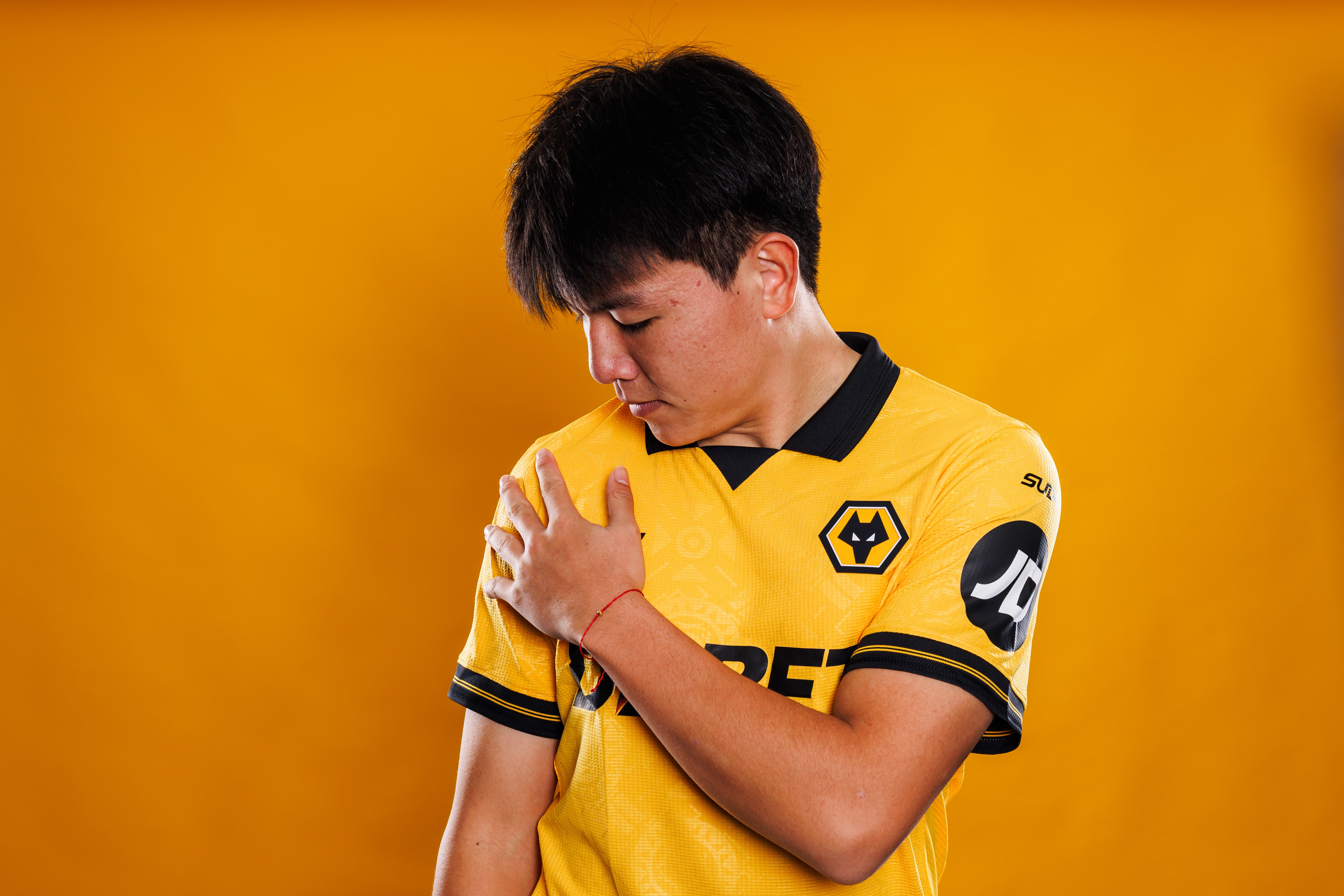 九游体育官网入口-东体：狼队为徐彬动用宝贵的ESC名额，应该也是看到他未来的潜力